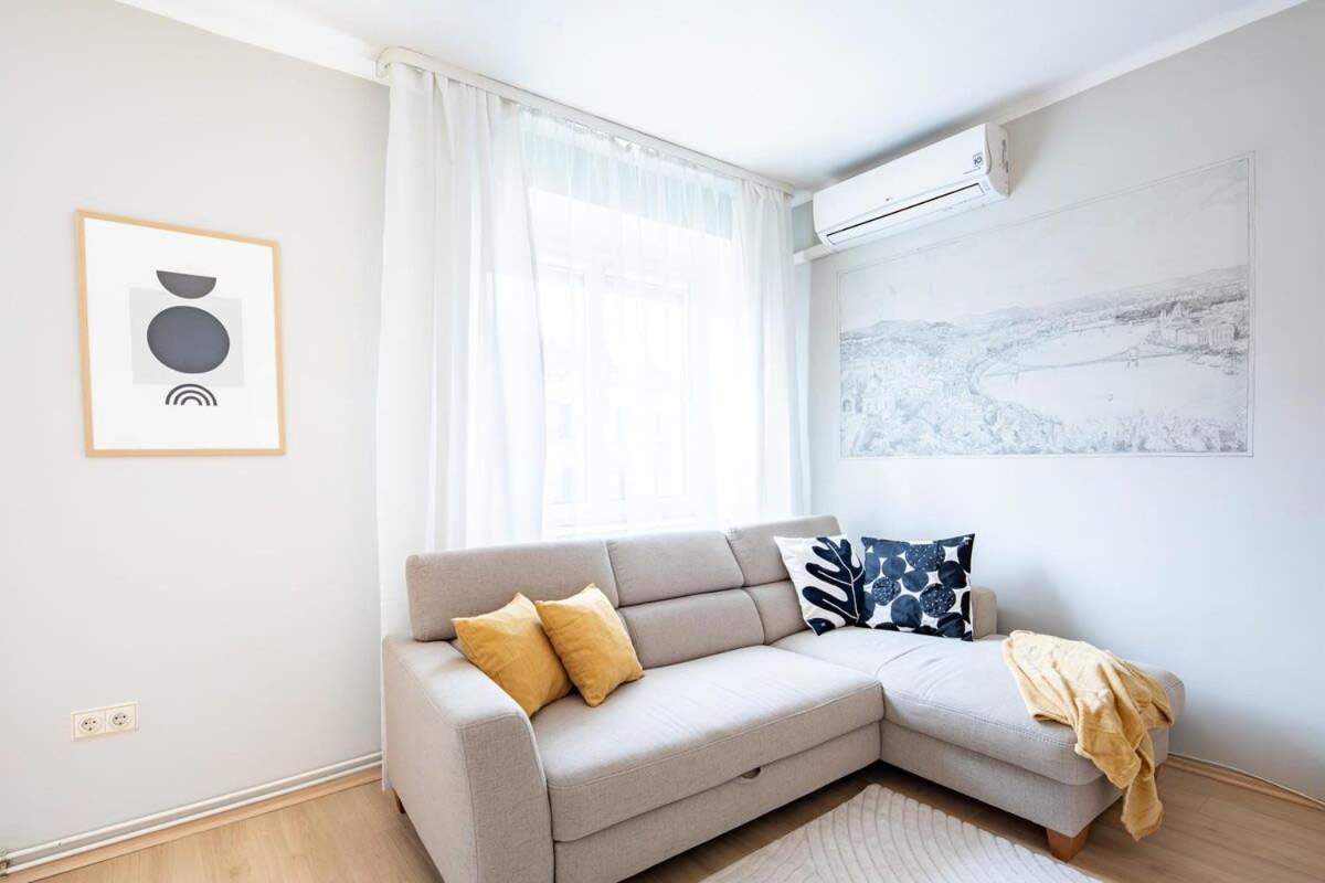- Comfy - Sunny Apartmán